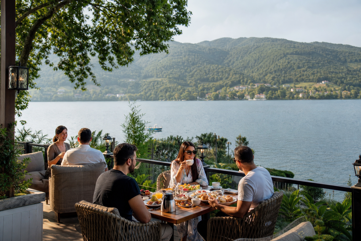 Lively lakeside hotel terrace in Sapanca